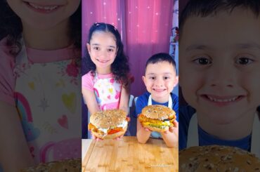 A recipe for a sandwich with vegetarian schnitzel and roasted vegetables #viral  #cooking  #shorts