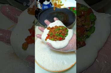 One pound of flour and nine ounces of water for baking dough pie, no rolling or kneading#viral