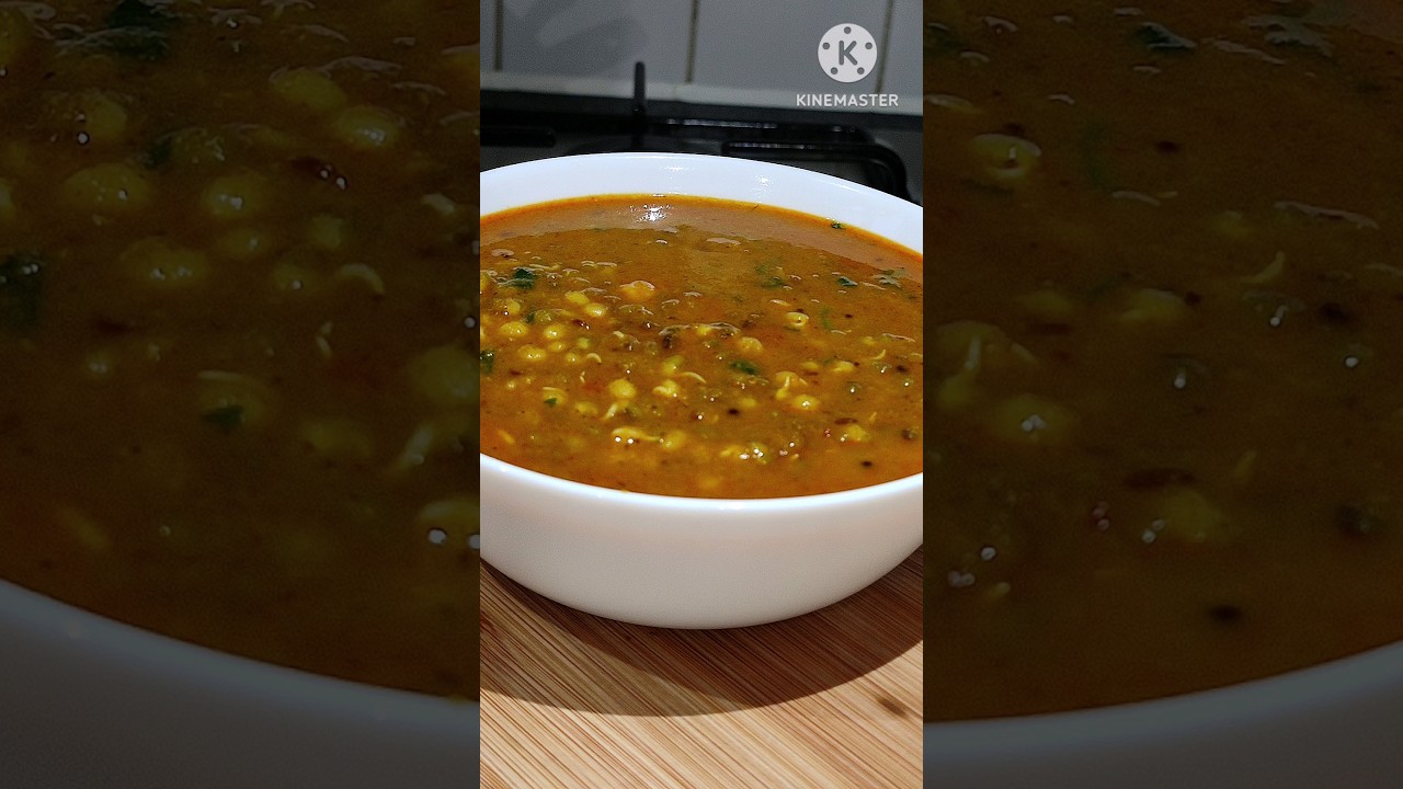 Easy sproted moong curry |Mugachi amti #shorts#healthy #food #recipe #shortsvideo #lunch #viral Easy sproted moong curry |Mugachi amti #shorts#healthy #food #recipe #shortsvideo #lunch #viral