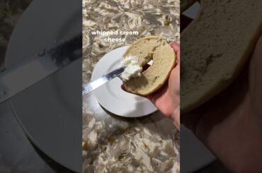 high protein cream cheese bagel #proteinbagel #healthyrecipes #highprotein h