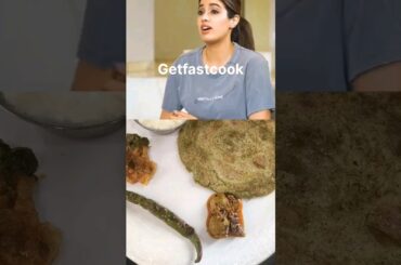 Janhvi Kapoor's Favourite Healthy Moong Dal Chilla Recipe #shorts