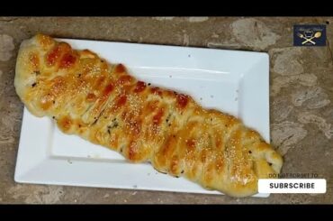 "Cheesy Chicken Alfredo Bread Recipe | Quick & Easy Dinner Idea! | Mehwish Waleed Cooking"