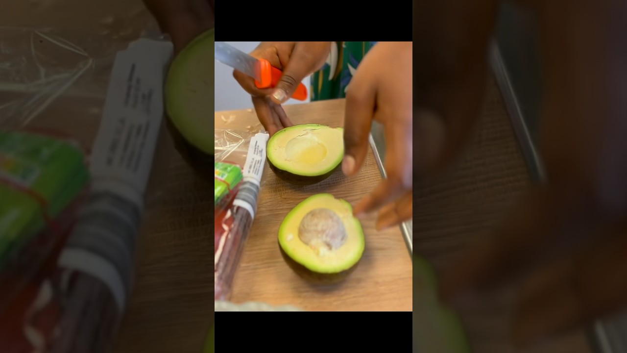 Avocado salad made easy, your kids would love it #avocado #salad #healthy #fyp #trending Avocado salad made easy, your kids would love it #avocado #salad #healthy #fyp #trending