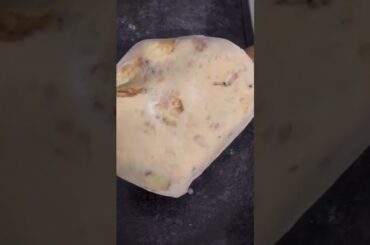 Healthy breakfast Aalu ka Paratha Easy to make #shorts #momskitchen #aaluparatha #indianrecipes #yt