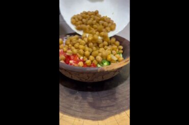 Easy Cucumber chickpea salad Weightloss friendly #food #healthy #weightjourney #weightloss