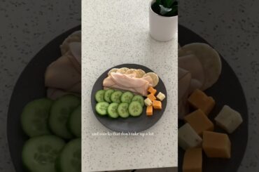 Quick + simple blood sugar-balancing healthy lunch idea!