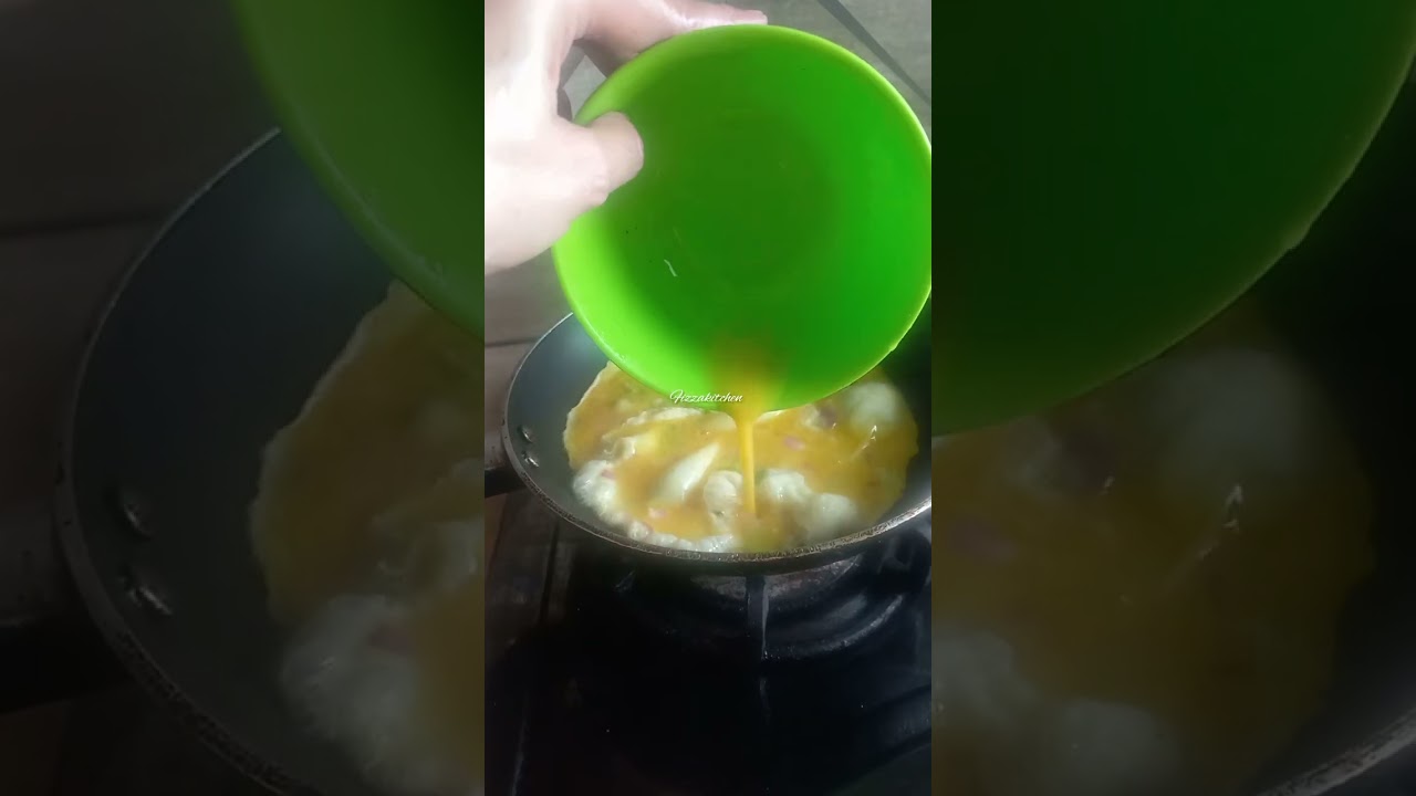 3 Eggs Omelette Recipe/ Fizzakitchen #shorts #recipe #video #viral #breakfast 3 Eggs Omelette Recipe/ Fizzakitchen #shorts #recipe #video #viral #breakfast