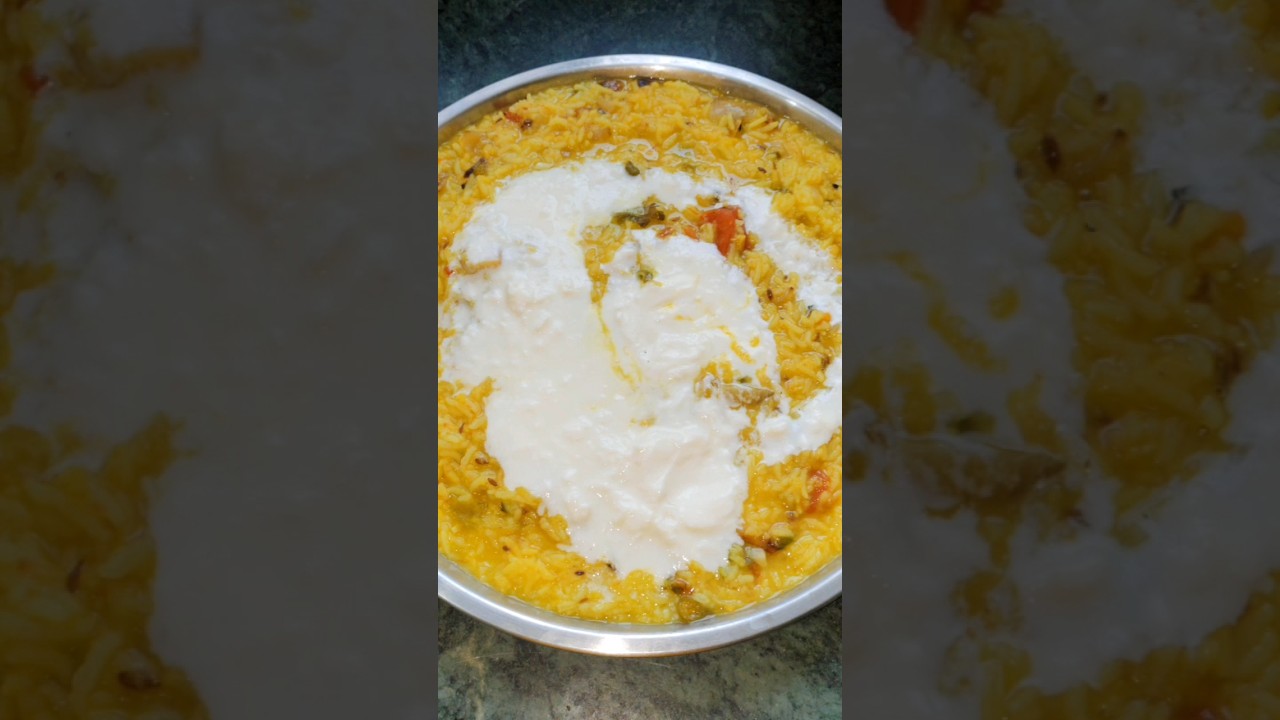 healthy lunch/masala khichdi#shorts #youtubeshorts #viral healthy lunch/masala khichdi#shorts #youtubeshorts #viral