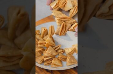 What is the name of these namak paare ?? Guess #bharatzkitchen #food #foodclips #recipe