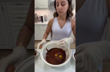 Healthier Chocolate Cake Recipe #cakerecipe #healthyrecipes