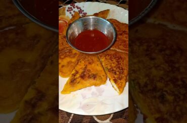 Besan Bread Toast  #shorts  #shortvideo  #recipe #easyrecipe# viral #trending#cooking #snacks #food