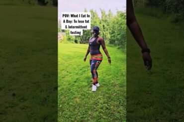 What I Eat To Lose Fat Intermittent Fasting On A Calorie Deficiet #youtubeshorts #healthyeating