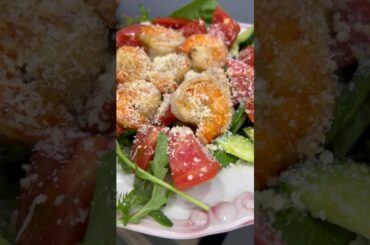 Healthy Salad with Shrimps #healthyfood  #recipe #food #goodfood #salad #vegeterian #shorts