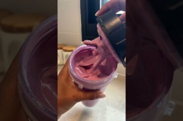 Protein Berry Freeze| 40g P | 289 Cal
