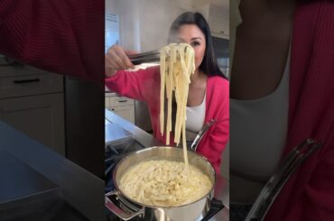 How is Fettuccine Alfredo Healthy with butter, cream and cheese? | MyHealthyDish