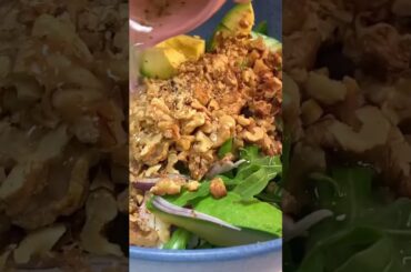 Healthy Easy and Delicious Salad | Avocado Walnut Salad Recipe