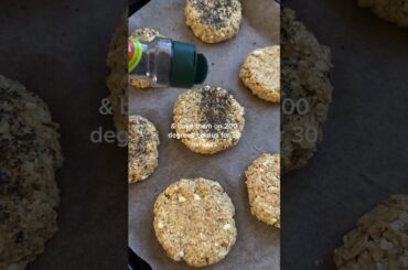 High Protein Breakfast Rolls from @julieandcamilla