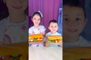 Children make a healthy and delicious sandwich #shorts #cooking #viral #trending #kids #shortsfeeds