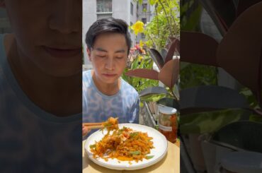 Don’t waste food || Make this  healthy leftover Roti Noodles ||Lunch ideas#recipe #shorts #viral