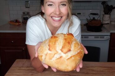 Homemade Bread for Beginners EASY Recipe in 5 Minutes of Hands On Time a Day