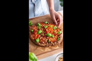 Pesto Tomato Spelt Galette (healthy wholemeal spelt dough recipe)