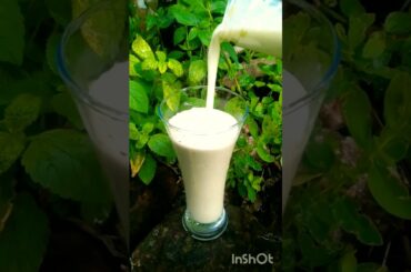 avocado and banana milkshake #tiktok #healthy  #food #fruit #homemade #recipe #freshfarmfruit #music