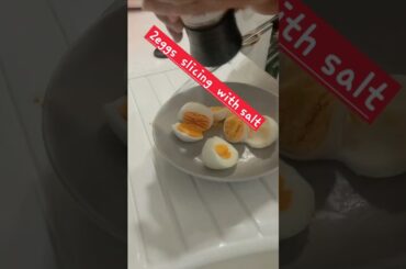 egg / Himalayan salt for my breakfast  #healthy  #food  #simple  #youtubeshorts