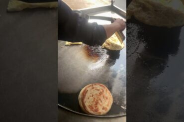 Healthy Breakfast Anda Paratha | Lacchaydar paratha | Ultimate Food Street #shorts #youtubeshorts