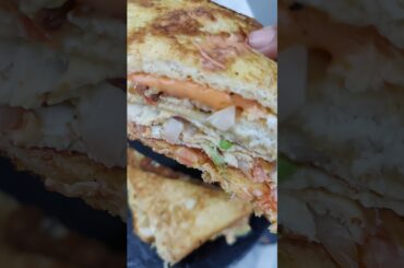 Breakfast Egg Sandwich Hack | One Pan Egg Toast | Healthy Egg sandwich | Sandwich#shorts#eggsandwich