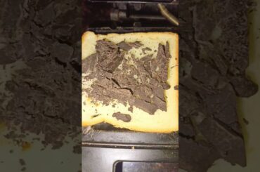 lunch box recipes #ammifood #ytshorts #bread #chocolate #lunchboxrecipes #schoollunchideas