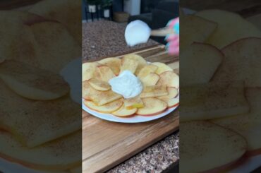 Apple nachos! One of my fav healthy snacks #easyhealthyrecipes #snackideas