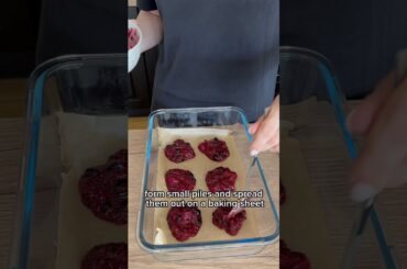 Chocolate berry bites #healthyeating #glutenfree #refinedsugarfree #vegansnacks #healthysnacks