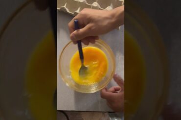 #viralvideo #cooking #breakfast #healthy #omelette #tiktokviral #food #french omelette