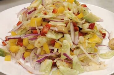 Healthy avocado salad with Feta cheese #salad #recipe #food #plantbased #healthycooking #vegan #cook