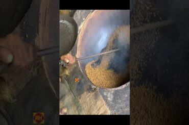 ROASTED BLACK CHICKPEAS | Healthy Street Food Hyderabad Bhunay Howy Chanay #ytshortsvideo