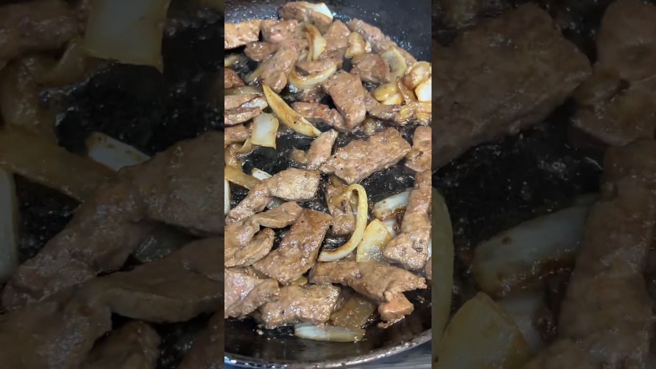 How to Cook Fried Liver & Onions for a Healthy Dinner How to Cook Fried Liver & Onions for a Healthy Dinner
