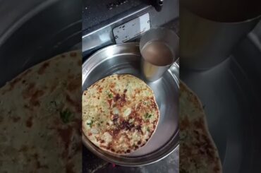 CauliflowerParanthawithtea#healthy #healthyfood#indian#foodvlog #trendingshorts#shorts#dad's bakery