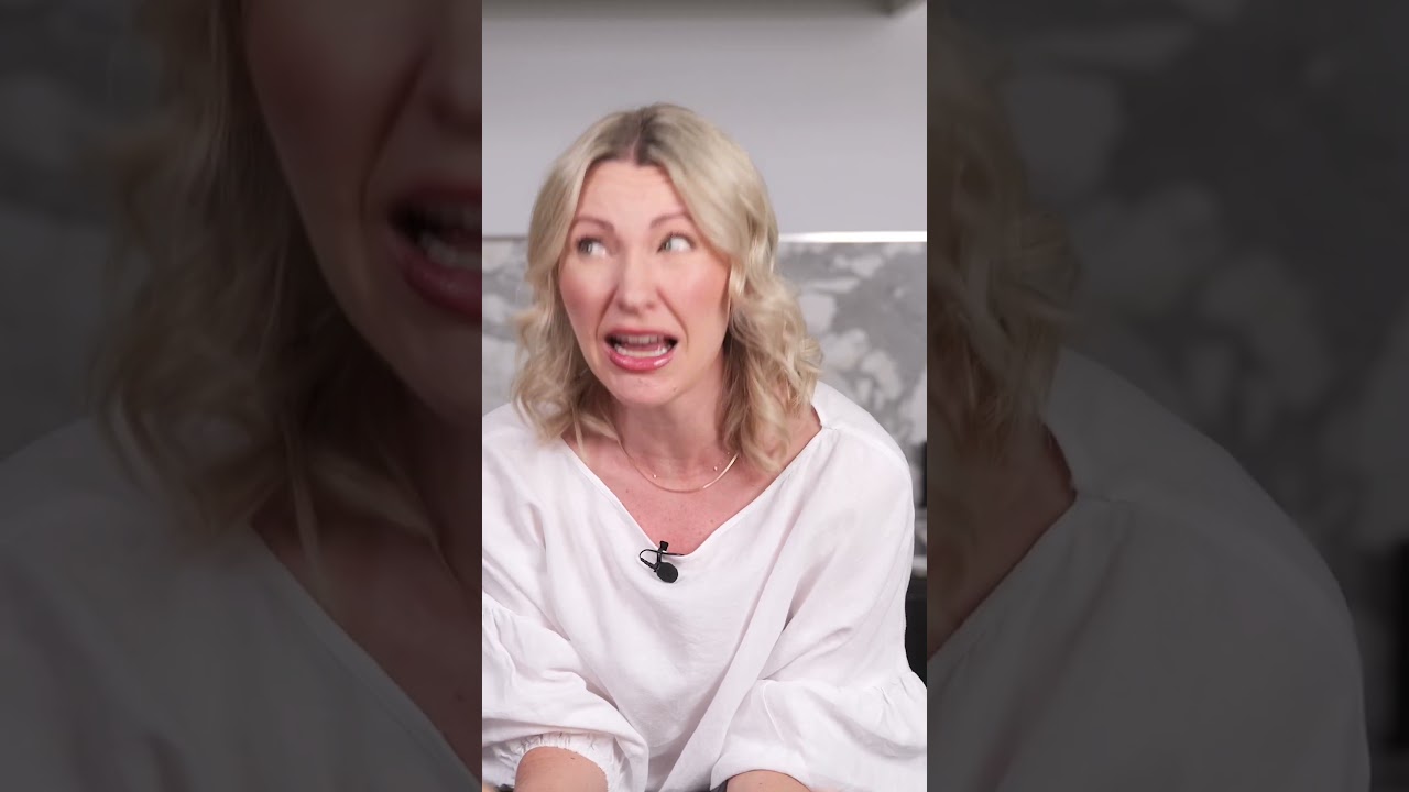 Jiggly Bone Broth?? (A Carnivore Lunch I Do NOT Recommend) Jiggly Bone Broth?? (A Carnivore Lunch I Do NOT Recommend)