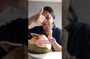 Healthy + junk mix: WHAT I EAT IN A DAY! #AanamsPregnancyJourney