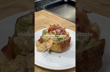 Loaded potatoes all summer!! #mealprep #healthyrecipes #fatlossjourney