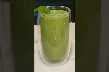 Drink this to lose weight #loseweight #greensmoothie #shorts