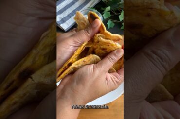 Crispy pyaz ka paratha | onion paratha recipe video #paratha #pyaz #pyaaz #onion
