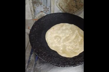perfect Phulka at home |roti, phulka, Chapati |#shorts #youtubeshorts #ytshorts #roti #chapati #yt