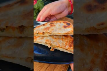soya chunks paratha recipe #shorts #food #recipe #healthyrecipes #soyabeanrecipe #soyachunksrecipes