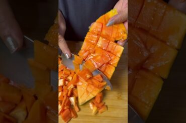 Papaya juice asmr #shortsfeed #recipe #feed #share #food #cooking #shorts #asmr #papaya #healthy