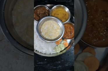 Happy healthy lunch thali taiyar hai friends