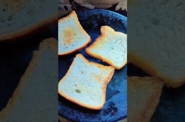 Home made makhan ka sath toast bread #toast bread #good food #healthy food #tasty#yummy #shorts