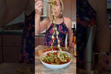 Caprese Cucumber Salad: A Viral Remix!