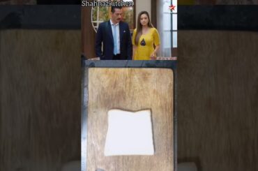 Kavya vanraj eating sandwich#shorts #trending #anupamaserial #sandwic #recipe #viralshorts #cooking