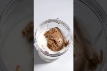 Healthy banana shake#shorts #asmr #recipe #shortsfeed #food #trending #viralvideo #youtubeshorts #yt